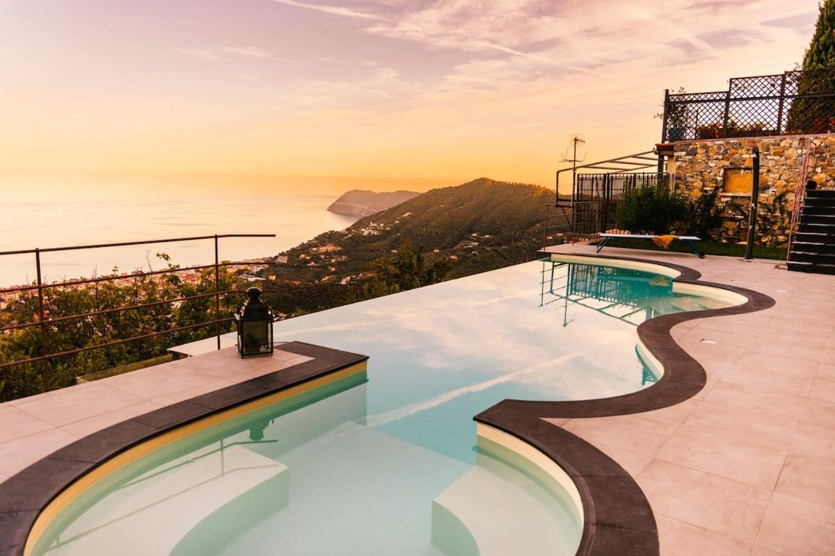 Villa Bluvari' Charming House