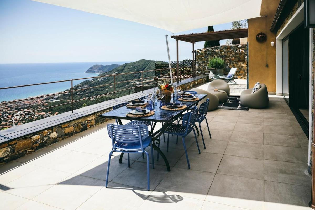 Bluvari' Charming House