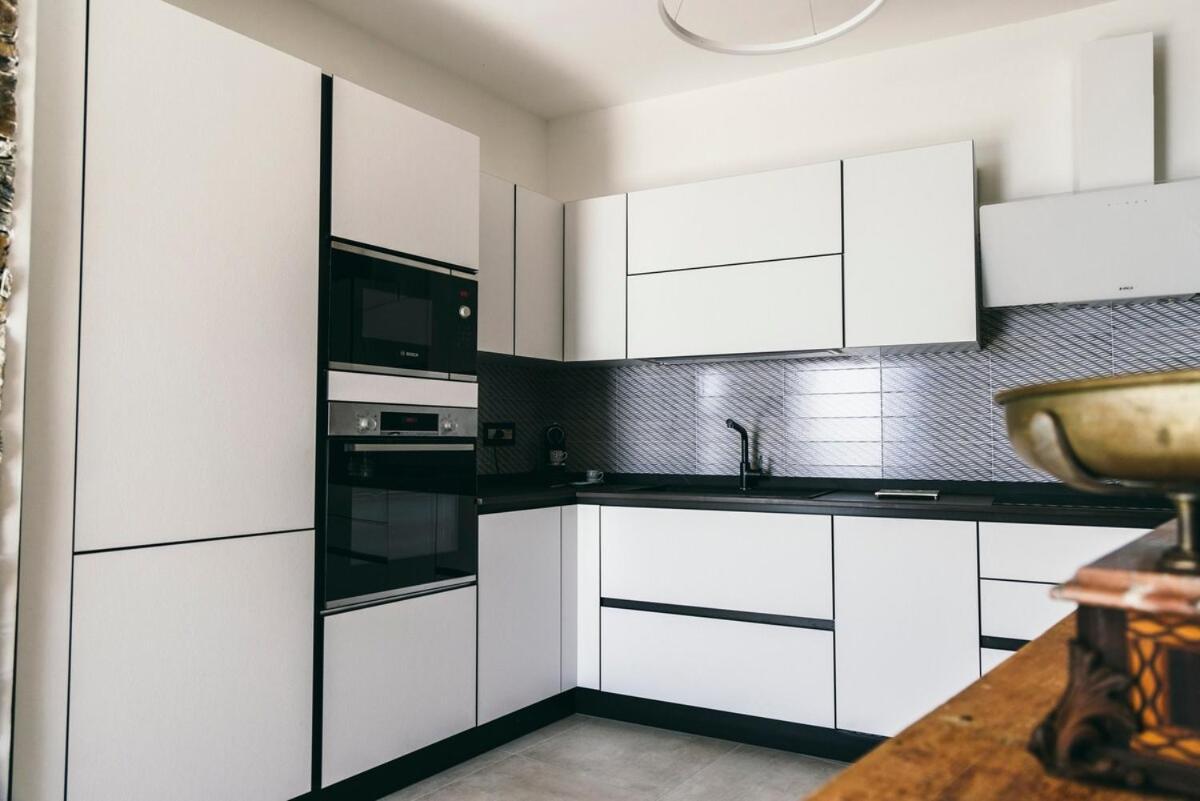 Villa Bluvari' Charming House Alassio